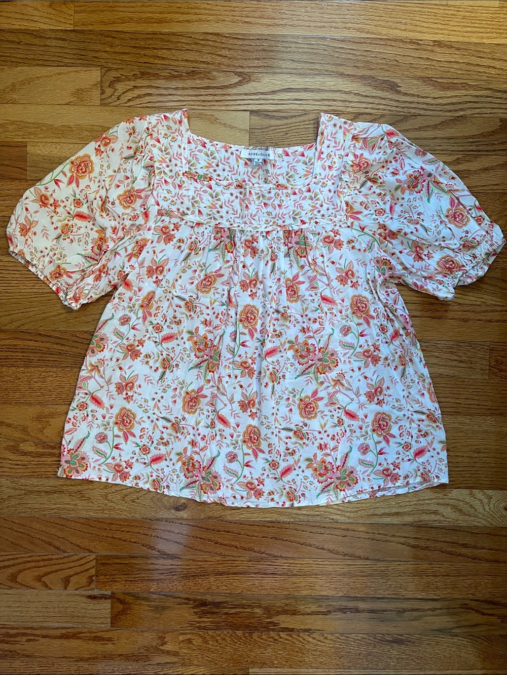 Rose + Olive Floral Puff Elastic Sleeve Square Neck White & Pink Blouse Sz M